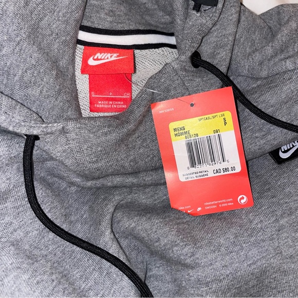 NEW Nike Sweater - Picture 4 of 4